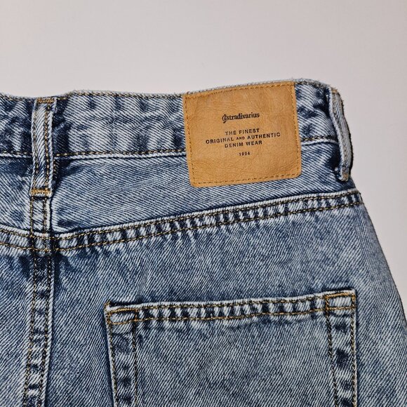 Stradivarius Stone Washed Denim Short Skirt Mini Jean USA Size 4 y2k - Picture 7 of 7